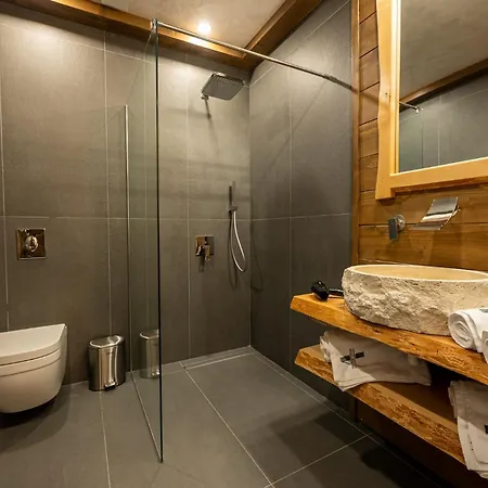 Guest house V
