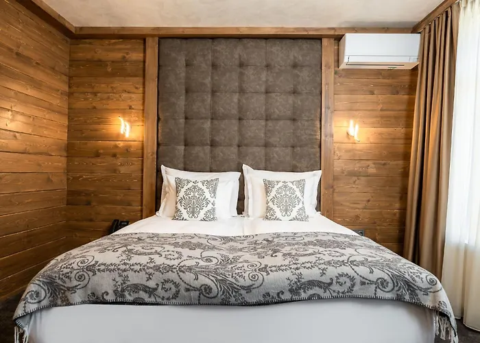 V ゲストハウス 4*